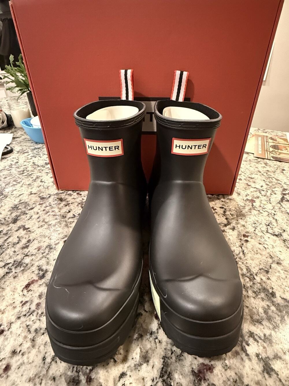 NEW Hunter Play Short Rain Boots – Black – Women’s US 8 – Original Box